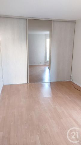 Appartement F4 À Louer 4 Pièces - 90,12 M - Photo 3