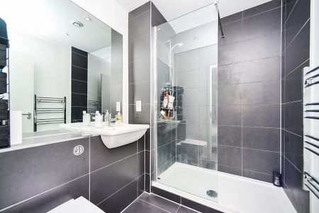 2 bedroom flat to rent - Photo 5