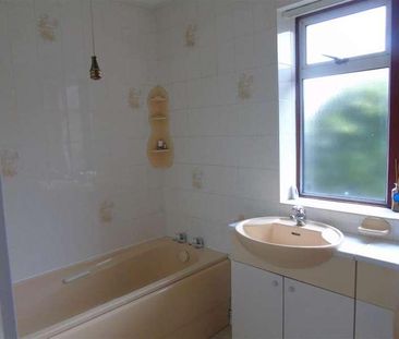 Windsor Road, Aylesbury, HP21 - Photo 3