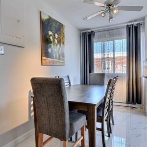 Magnifique 41/2 Au 2e étage - Photo 3