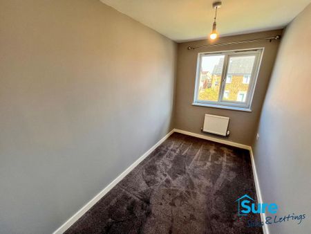 3 bedroom semi-detached house to rent - Photo 5