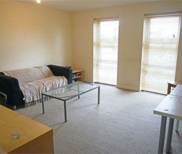 2 Bedroom Apartment - Photo 2