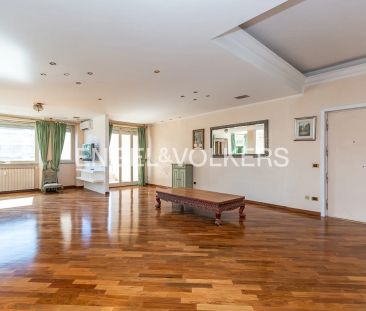 Appartamento di ampia metratura con vista laghetto dell' Eur - Photo 6