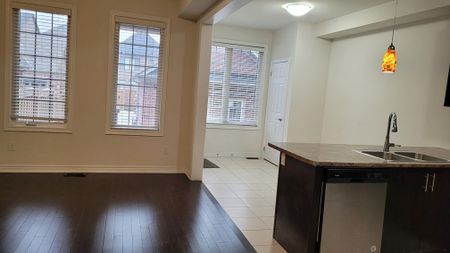 For Lease - 192 Northvale Road, Markham, Ontario - Photo 5