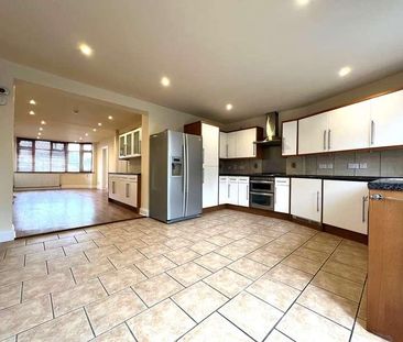 Pavilion Way, Ruislip, HA4 - Photo 2