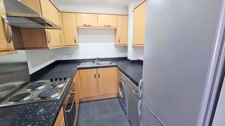 2 bedroom apartment to rent - Photo 5