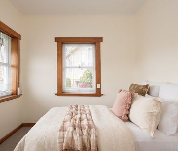 Feel at home, Living Here - Photo 1