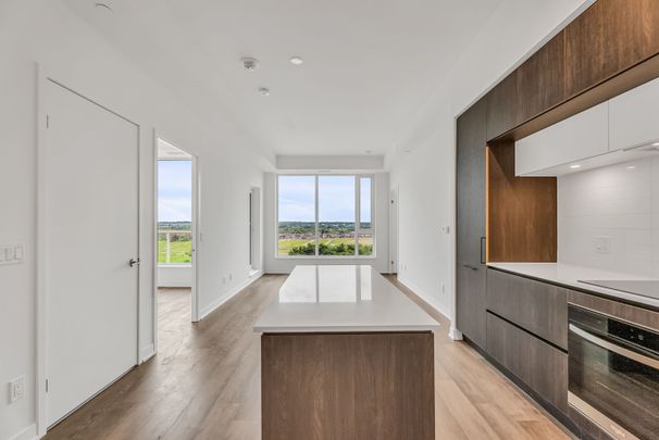 For Lease - 2 David Eyer Road Unit# 1428, Richmond Hill, Ontario - Photo 1