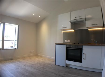 Location Besançon, Appartement T1 avec chambre séparée - Photo 5