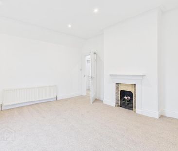 The Loft, 192a Kingsway, Dunmurry, Belfast, BT17 9AL - Photo 2