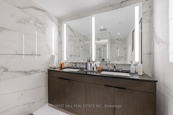 For Lease - 2 Avenue Road Unit# 1505, Toronto, Ontario - Photo 1
