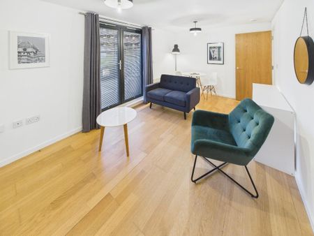 1 bedroom flat to rent - Photo 2