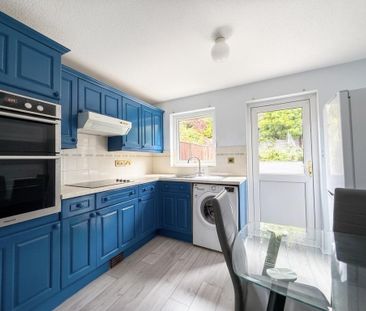2 bedroom terraced house to rent - Photo 3