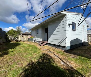 Comfortable & Private Living - Photo 3