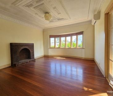 Character-Filled Home with Secure Front Gate â 400m to Toowong Vi... - Photo 4