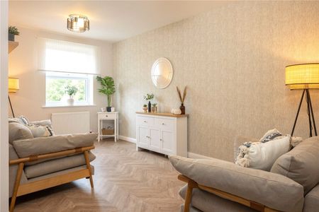 Oaklands Drive, North Petherton, Bridgwater, Somerset, TA6 - Photo 2