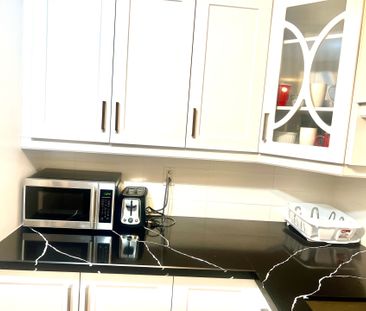 For Lease - 289 Laurentian Avenue Unit# Room#B, Mississauga, Ontario - Photo 6