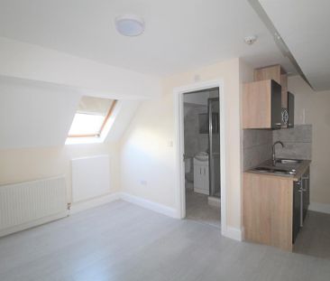 Studio to rent - Photo 4