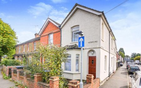 Eastworth Road, Chertsey - 1 bedroomProperty for lettings - Seymours - Photo 3