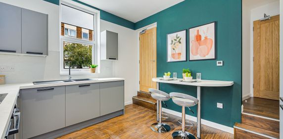 Fully Refurbished Professional Houseshare 💚 Room 5 – Executive En-Suite - Photo 2