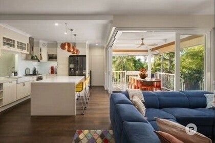 Red Hill - Photo 2