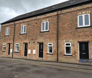 2 bedroom terraced house to rent - Photo 1