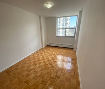 40 Alexander Street - Photo 3