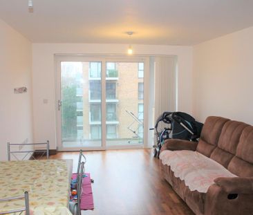 2 bedroom flat to rent - Photo 1