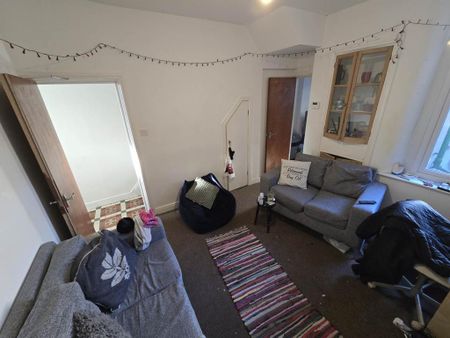 4 bedroom house to rent - Photo 3