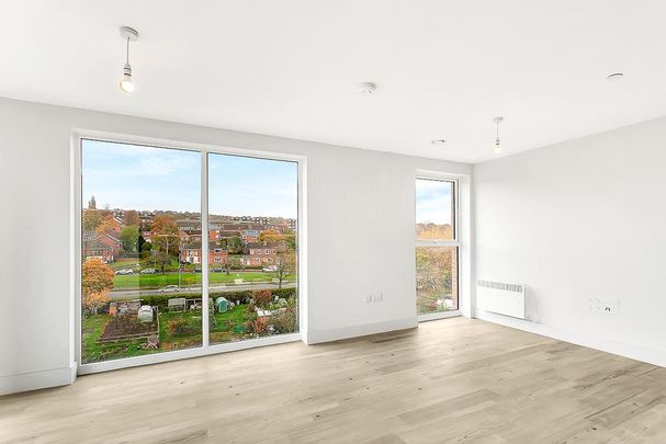 3 bedroom apartment to rent - Photo 1