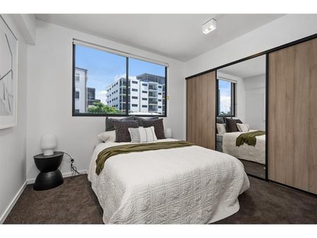 Bryden Street, Windsor - Photo 3