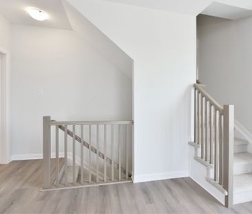 For Lease - 368 CLEARPATH Private, Kanata, Ontario - Photo 6