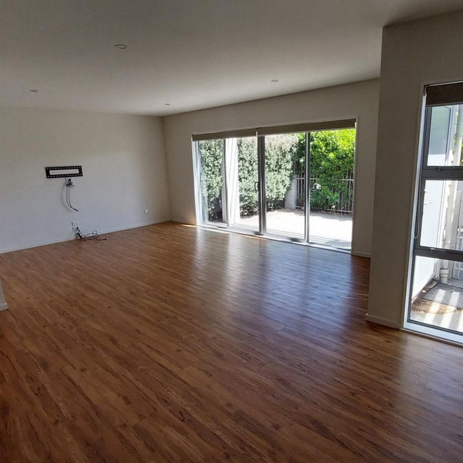 82 Sioux Avenue, Wigram - Photo 1