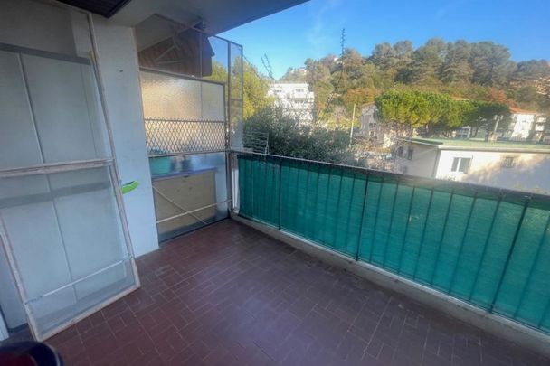 Appartement À Louer - Photo 1