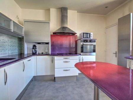 Location Appartement 3 pièces 72 m2 à Saint-Étienne - Photo 4