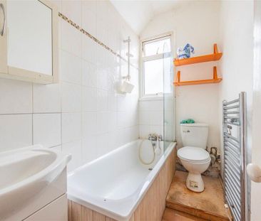 Cossington Road, Westcliff-On-Sea SS0, London - Photo 2