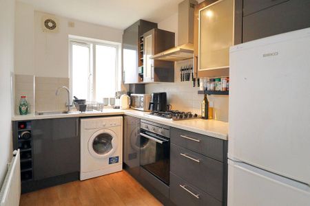 1 bedroom flat to rent - Photo 3