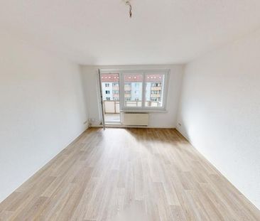 In ruhiger Seitenstraße gelegene 3-Raum-Wohnung mit Balkon - Photo 1