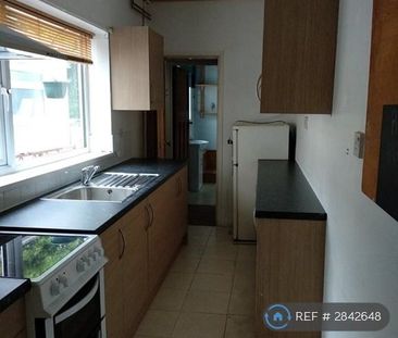 3 bedroom terraced house to rent - Photo 3