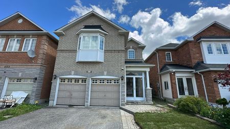 For Lease - 802 Genovese Place, Mississauga, Ontario - Photo 2
