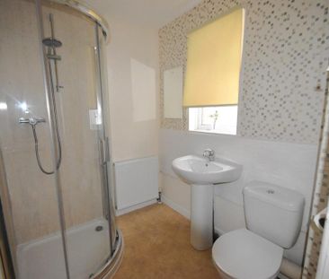 1 bedroom ground floor flat to rent - Photo 5