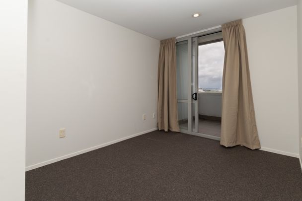 Large one bedroom apartment - Photo 1