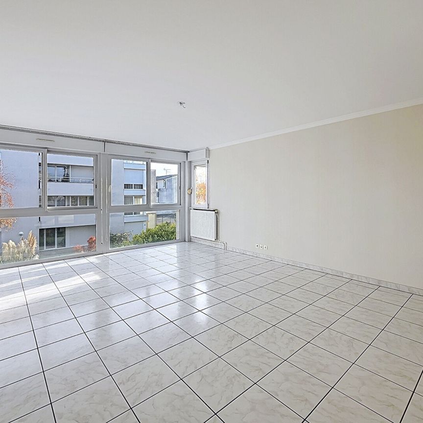 Appartement à louer - TINQUEUX - Photo 1