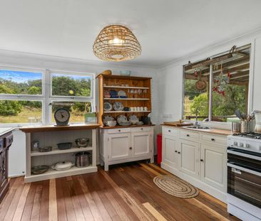 The Dairy – Two Bedroom Off Grid Home - Photo 5