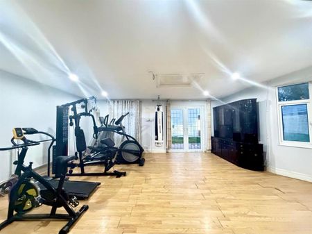 6 bedroom house to rent - Photo 5