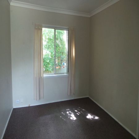 EAST TAMWORTH - Two Bedroom Unit - Photo 4