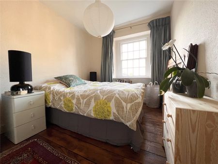 Selwood House, Market Place, Somerton, Somerset, TA11 - Photo 4