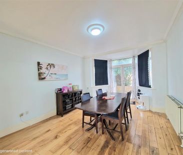 4 bedroom detached house to rent - Photo 4