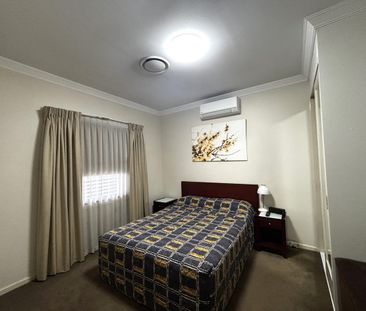 2 Bedroom Fully Furnished Unit - Photo 3