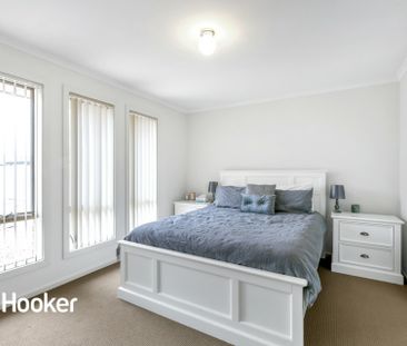 Family Home in Quiet Court - Photo 3